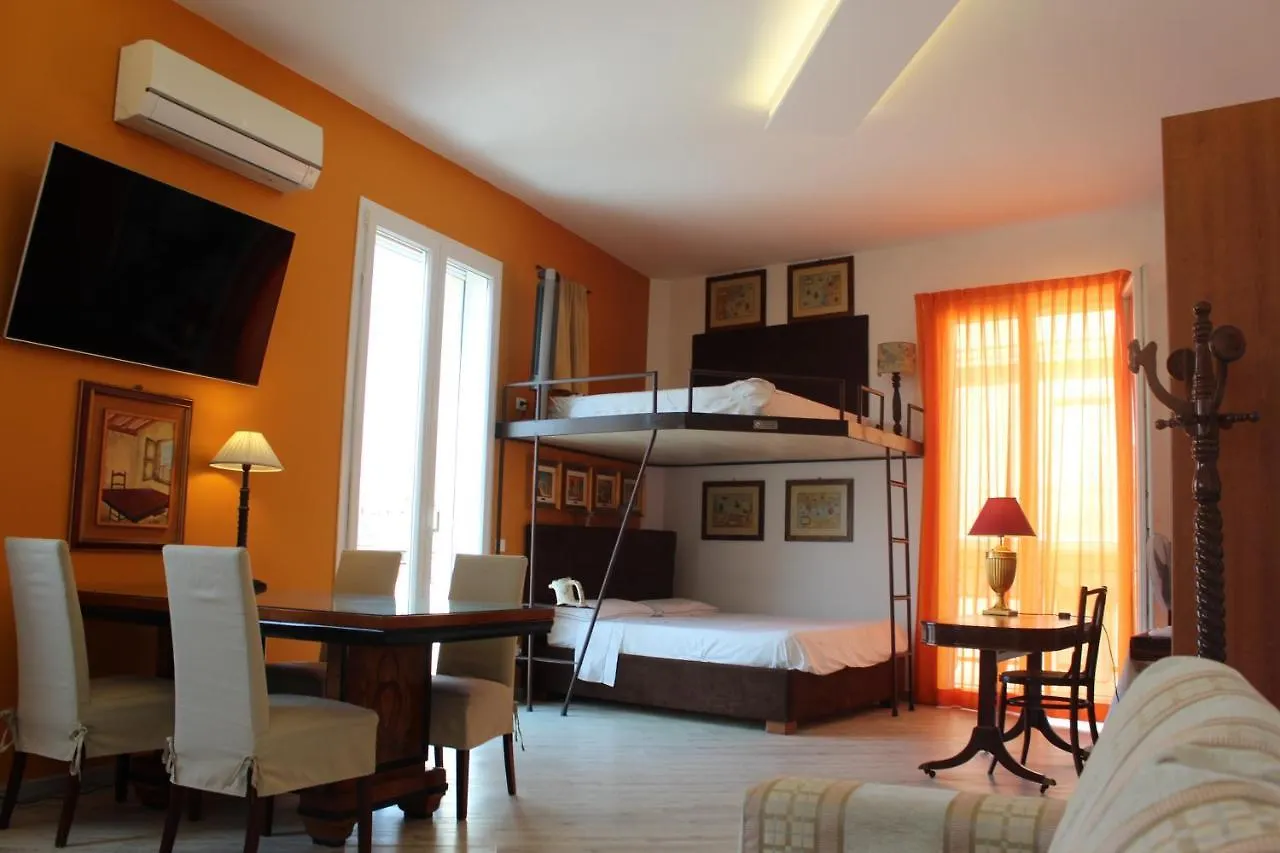 La Maison Del Sole Palermo Bed & Breakfast